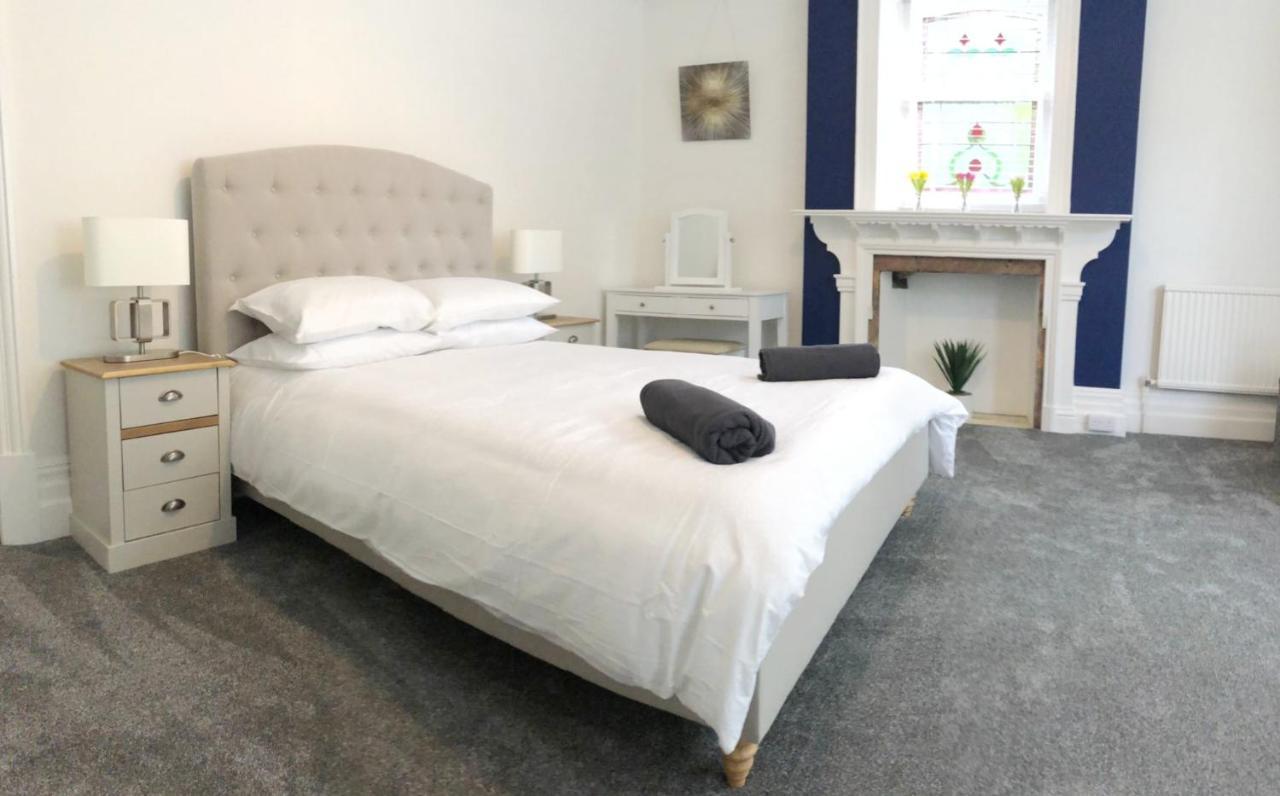 Summer Breeze. 3-Bed Apartment Close To The Beach Bournemouth Exteriör bild